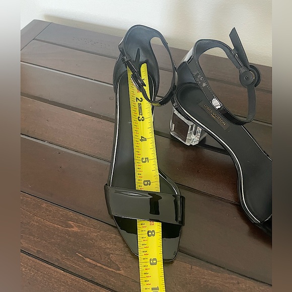 LOUIS VUITTON BLACK PATENT CLEAR BLOCK HEEL ANKLE STRAP SANDAL 36.5 - Picture 14 of 16